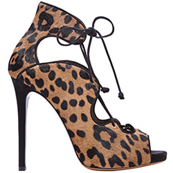 Tabitha Simmons Reed Pump